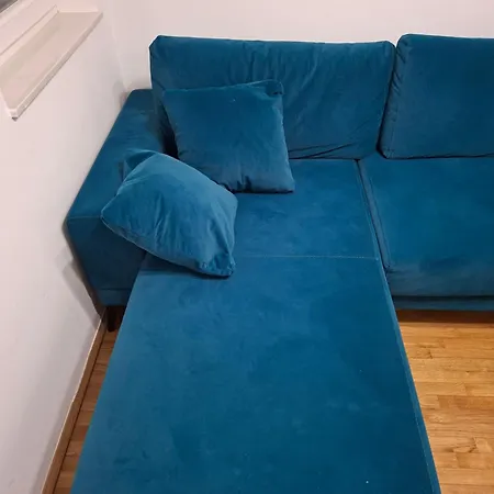 Luxury Gonzales * מוסטר