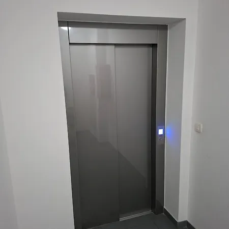 Luxury Gonzales Apartment *